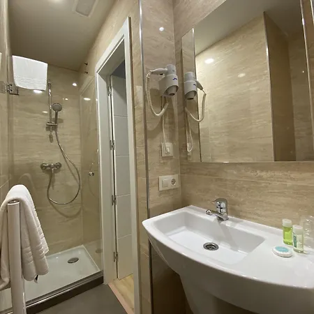Arsus Hotel 2*